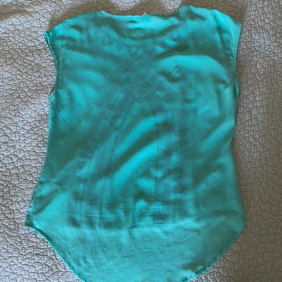 Embroidered Teal High Low Top - Picture 2 of 4